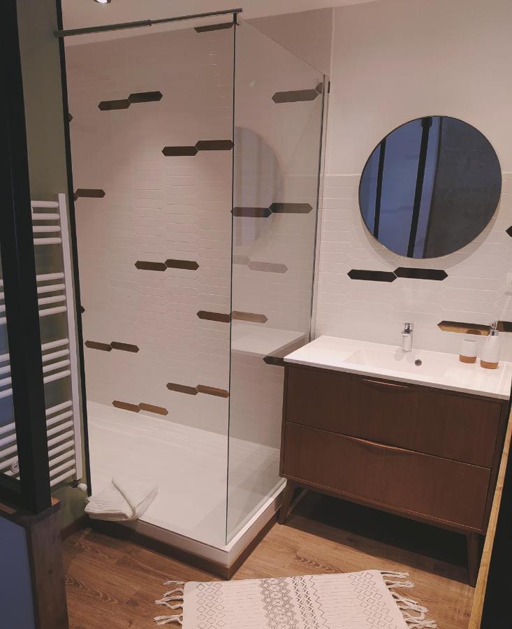 L'Appart Langeaisien Apartment Екстериор снимка